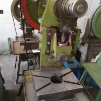 پرس ۱۲تن مزینانی|ماشین‌آلات صنعتی|اصفهان, شهرک صنعتی امیرکبیر (شاپور جدید)|دیوار