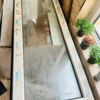 پنجره دو جداره UPVC