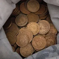 10 کیلو سکه مسی 5 تومانی حدودا 1000عدد