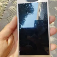 سامسونگ Galaxy J5 با حافظهٔ ۱۶ گیگابایت