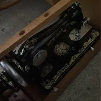 چرخ خیاطی قدیمی