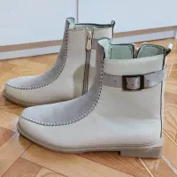 بوت رنگ کرم استخونی