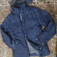 تعدادی وسایل و لباس