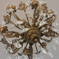 لوستر تمام برنز ۸ شاخه کلاسیک با لاله های کریستال|لوستر و چراغ آویز|لواسان, |دیوار