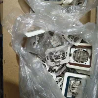 کلید و پریز کار کرده