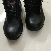 کفش ایمنی سایز۴۰