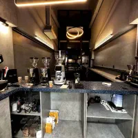 اجاره مغازه ۳۴متری با ۹متر بالکن/مناسب کافه/انصاری|اجارهٔ مغازه و غرفه|رشت, شالکو|دیوار