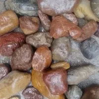 سنگ های رنگی رود خانه ای