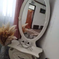 آینه و کنسول قیمت چهار ملیون .