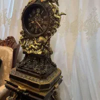 ساعت ایستاده کنار سالنی طرح فرشته ورق طلا ، درحدنو