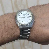 تعدادی ساعت سیکو ژاپنی تمیز. یک شاه مقصود