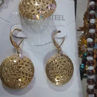 انواع گوشواره دستبند و گردنی در تنوع مختلف|بدلیجات|اردبیل, |دیوار