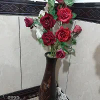 گلدان و گل
