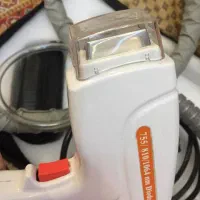 فروش یک دستگاه لیزر در حد نو