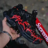 کتونی بالنسیاگA رانر مشکی قرمز کاستوم 11