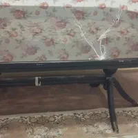 میز غذا خوری چوب با ۳ تا صندلی