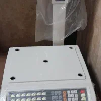 ترازو صدر ۵۰ کیلویی|فروشگاه و مغازه|بندر انزلی, کوی واحدی|دیوار