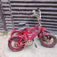 دو عدد دوچرخه کودک