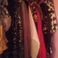 مانتو های زیاد در حد نو|لباس|نیشابور, فردوسی جنوبی|دیوار