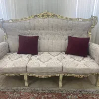 مبل سلطنتی هفت نفره  به همراه بوفه