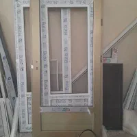 استخدام کار دردرب وپنجره سازی دوجداره