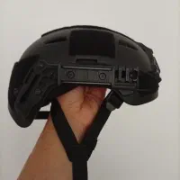 کلاه هلمت رنگ مشکی