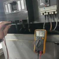 خدمات برق صنعتی و ساختمانی