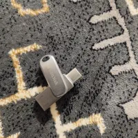 فلش یک ترابایت