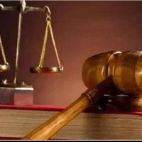 وکیل پایه یک دادگستری