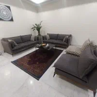 مبل راحتی ۸ نفره مینیمال در حد نو