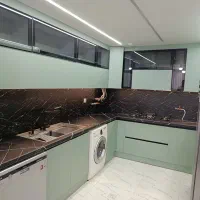 برچسب کابینت،روکش کابینت،نصاب برچسب،شیشه مات‌کن