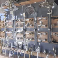 طرح تعویض شیرآلات و آبگرمکن کهنه بانو|لوازم سرویس بهداشتی|بروجرد, |دیوار