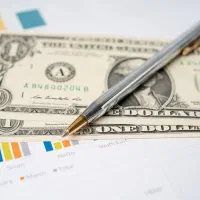 کسب درآمد دلاری