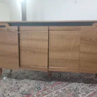 پای کنسول میز