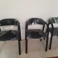شش عدد صندلی انتظار کاملا سالم و تمیز