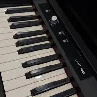پیانو دیجیتال KORG|پیانو، کیبورد، آکاردئون|اصفهان, راه آهن|دیوار