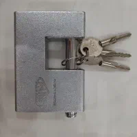 پنج عدد قفل کتابی|ابزارآلات|پرند, فاز ۶|دیوار
