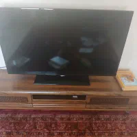 تلویزیون ۴۲ اینچ