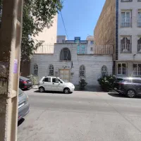 250 متر کلنگی صرافهای جنوبی سعادت آباد بر 10 متر