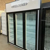 ایستاده ۲ و ۳ درب