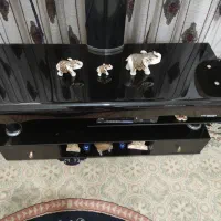 میز تیوی پایه دار