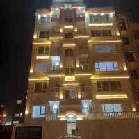 آپارتمان ۱۳۵متری قائمیه نوساز خام