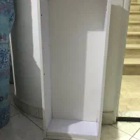 شلف ۳طبقه،صندلی کودک،صندلی ماشین،میز تحریر دختر|کتابخانه، شلف، قفسه‌های دیواری|تهران, زنجان جنوبی|دیوار