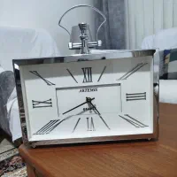 ساعت نو رومیزی