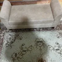 پاف کنار مبلمان و پذیرایی
