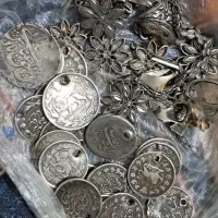 نقره  ۱ کیلو و ۲۰۰ گرم