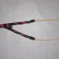 تیروکمان چوبی و ساچمه آهنی موجود است|تجهیزات ورزشی|شیراز, سعدیه شمالی|دیوار