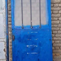 در و پله ی اهنی و ویترین|فروشگاه و مغازه|لیلان, |دیوار