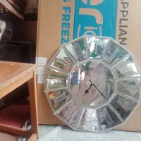 ساعت دیواری