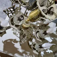 لوستر برنز|لوستر و چراغ آویز|اصفهان, باغ فدک|دیوار